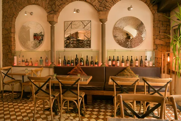 Interno del locale della pizzeria 5
